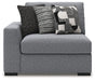 Bealton Sectional - Furniture 2 Go- FL