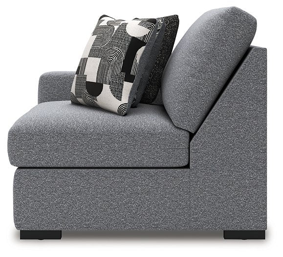 Bealton Sectional - Furniture 2 Go- FL