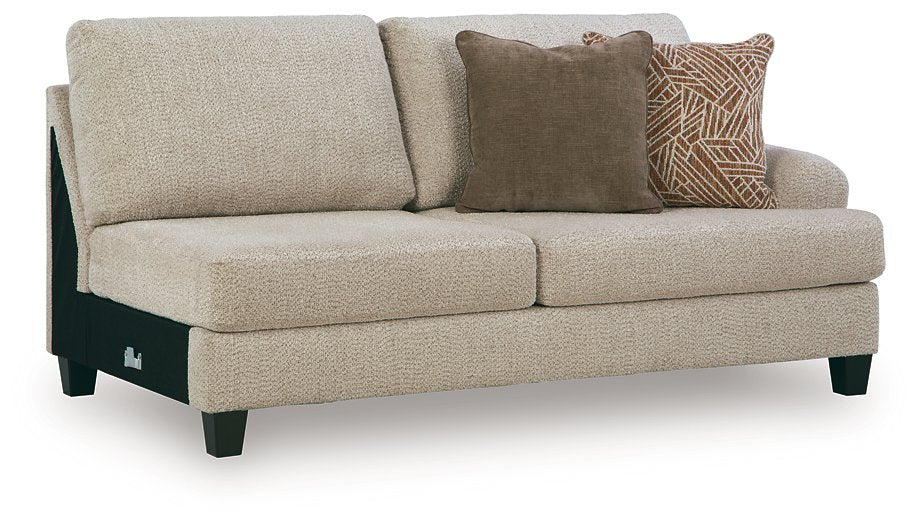 Steelwater Retreat Sectional with Chaise - Furniture 2 Go- FL