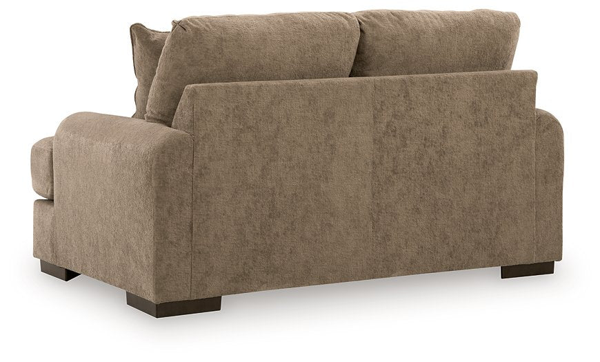 Jayne Park Loveseat - Furniture 2 Go- FL