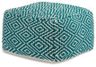 Brynnsen Pouf - Furniture 2 Go- FL