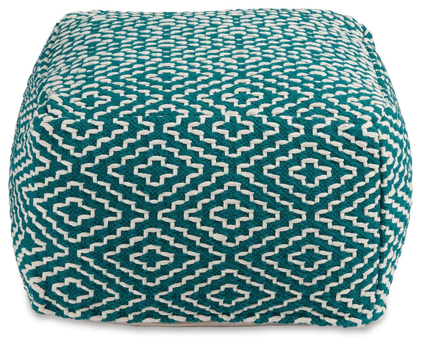 Brynnsen Pouf - Furniture 2 Go- FL