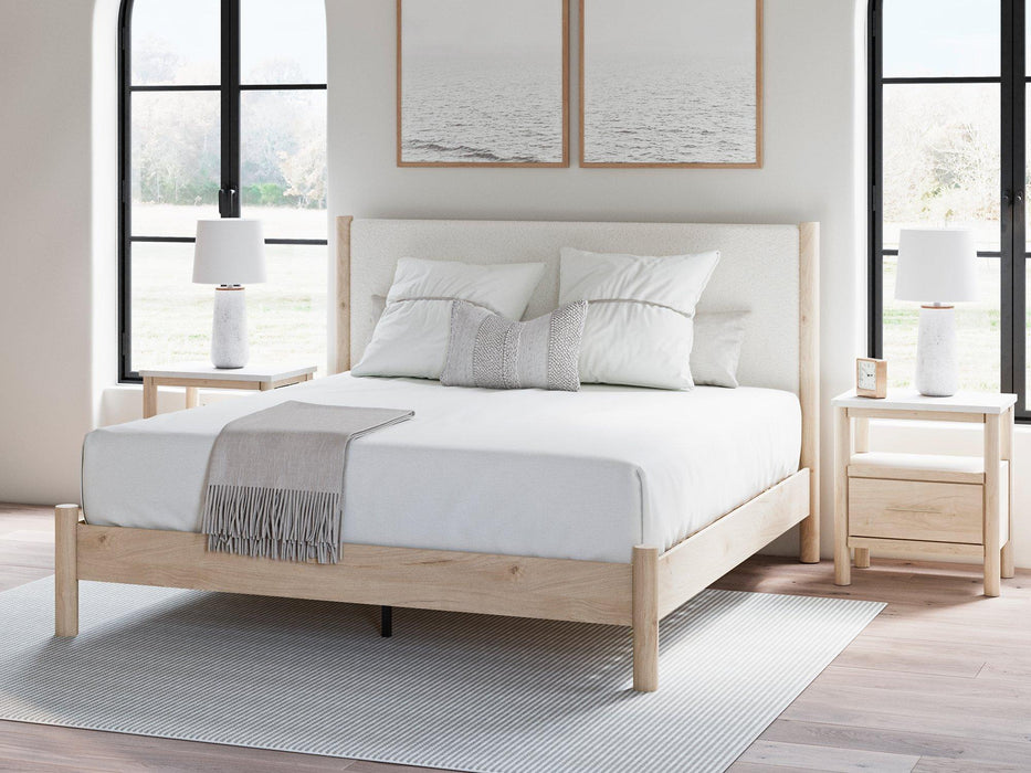 Cadmori Upholstered Bed