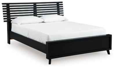 Danziar Slat Bed - Furniture 2 Go- FL