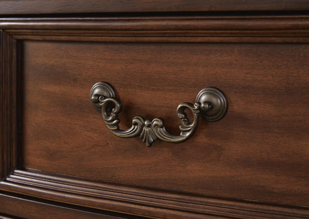 Lavinton Bedroom Set - Furniture 2 Go- FL