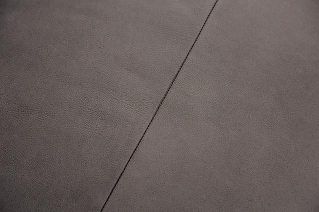 Mezzanotte Loveseat Gray