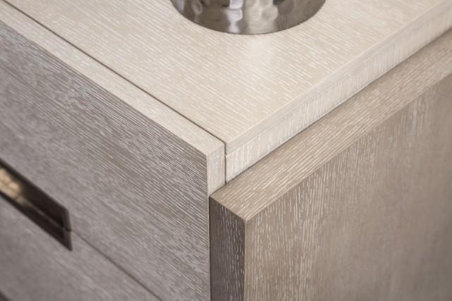 Gristalt Chest (w/ Felt Line) - Furniture 2 Go- FL