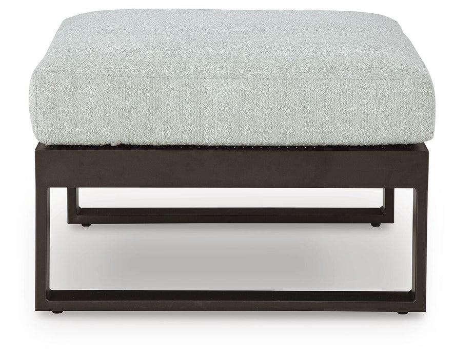 Beachloft Outdoor Sectional - Furniture 2 Go- FL